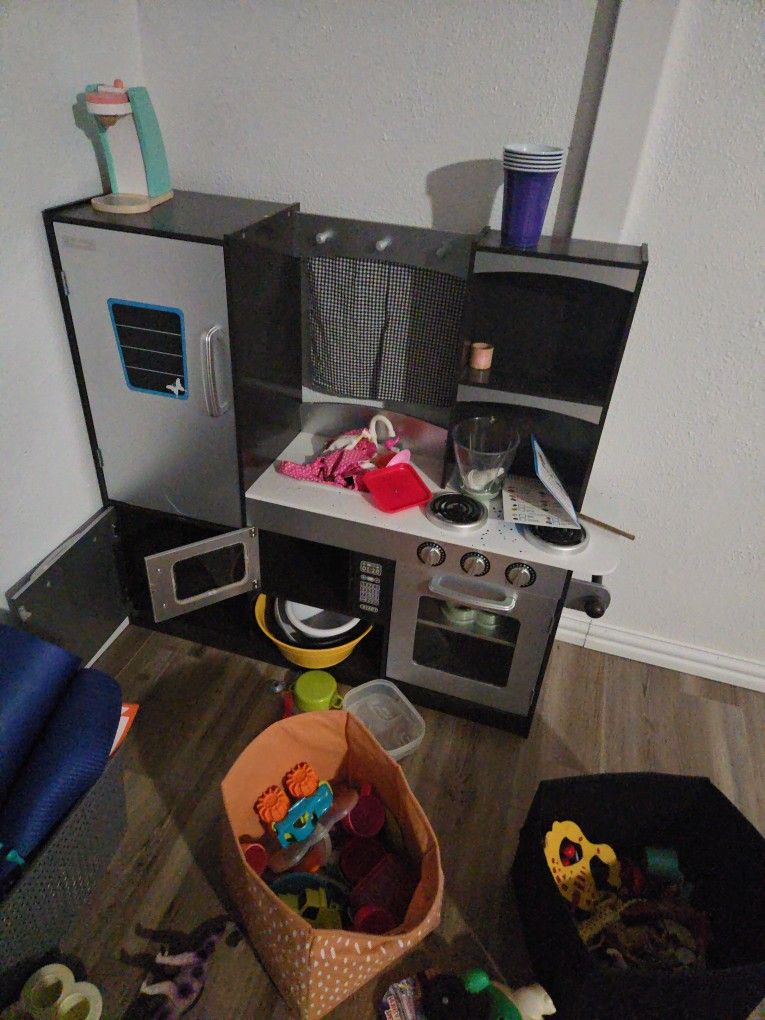 Kids Kitchen