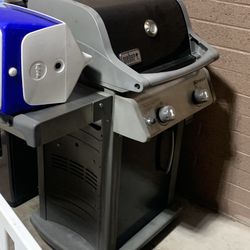 Weber Spirit E-210 BBQ Grill Asador Propane Two burners 2 black and silver