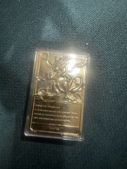 24k Gold Mewtwo