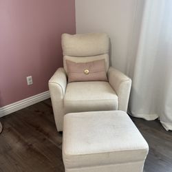 Rocking chair w/ Ottoman | Nursery