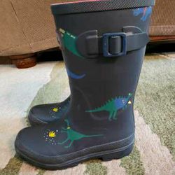 Kids Joules rain boots size 2, Size 3  Big kids (Dinosaur print)