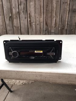 Estereo sony $ 80.00 dolares.