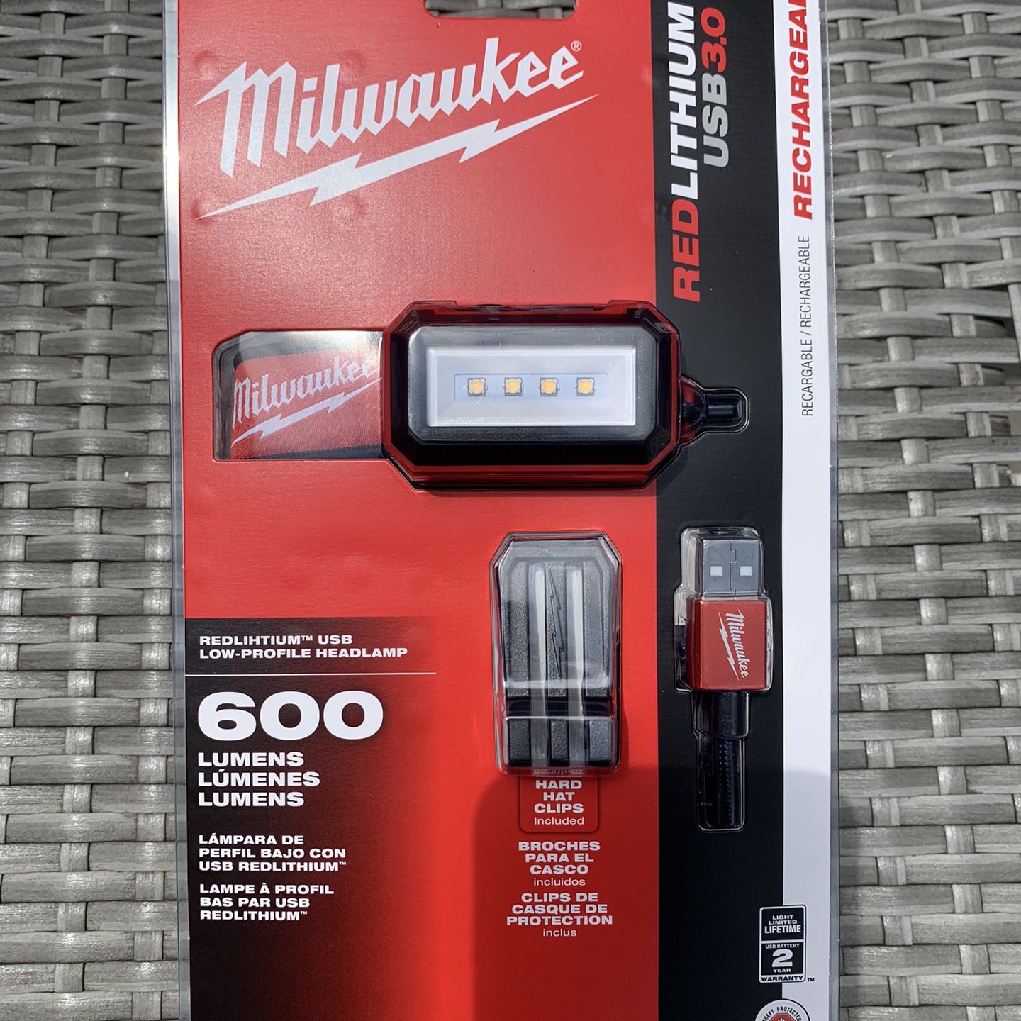 Milwaukee 600 Lumens LED REDLITHIUM USB Low-Profile Hard Hat Headlamp for  Sale in Los Angeles, CA OfferUp
