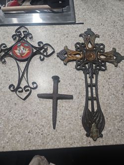 Metal crosses decoration
