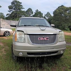 GMC Yukon 