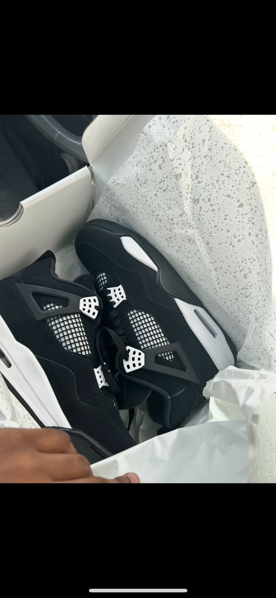 thunder 4s 10.5