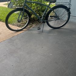 31 Hinches Manns Huffy Bike Near Condition $75