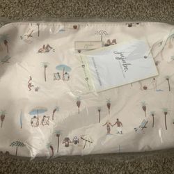 Brand new - Jujube shoulder bag purse,detachable wristlet, cross body beach goers. Comes with crossbody strap