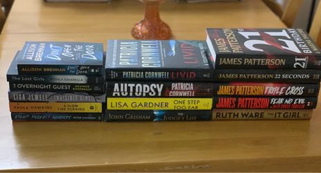 Thriller Hard/Softcover Book Lot (15 Books) - Patterson, Grisham, Cornwell, Gardner