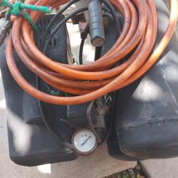 8GL COMPRESSOR USED IN EXCELLENT WORKING CONDITION 