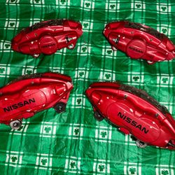Nissan 370z Infiniti G37 Akebono Caliper Set