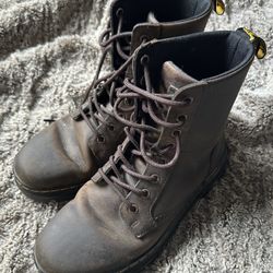 Dr Martens Women’s Size 8