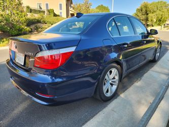 2010 BMW 528i