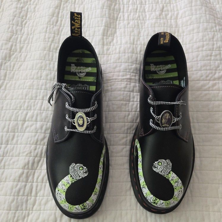 Dr. Marten Airwair Beetlejuice Collaboration Worm Black Oxford Smooth Leather Men 12 062025