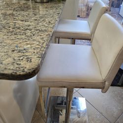 Set Of 2 White Bar Stools 