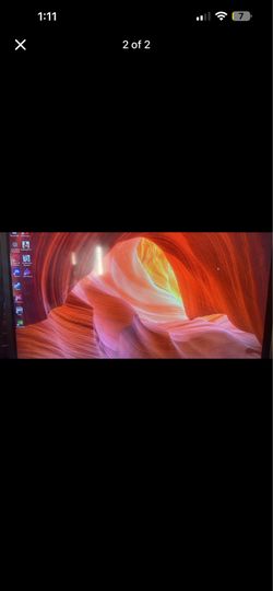 Two Asus 31 in monitors with stand