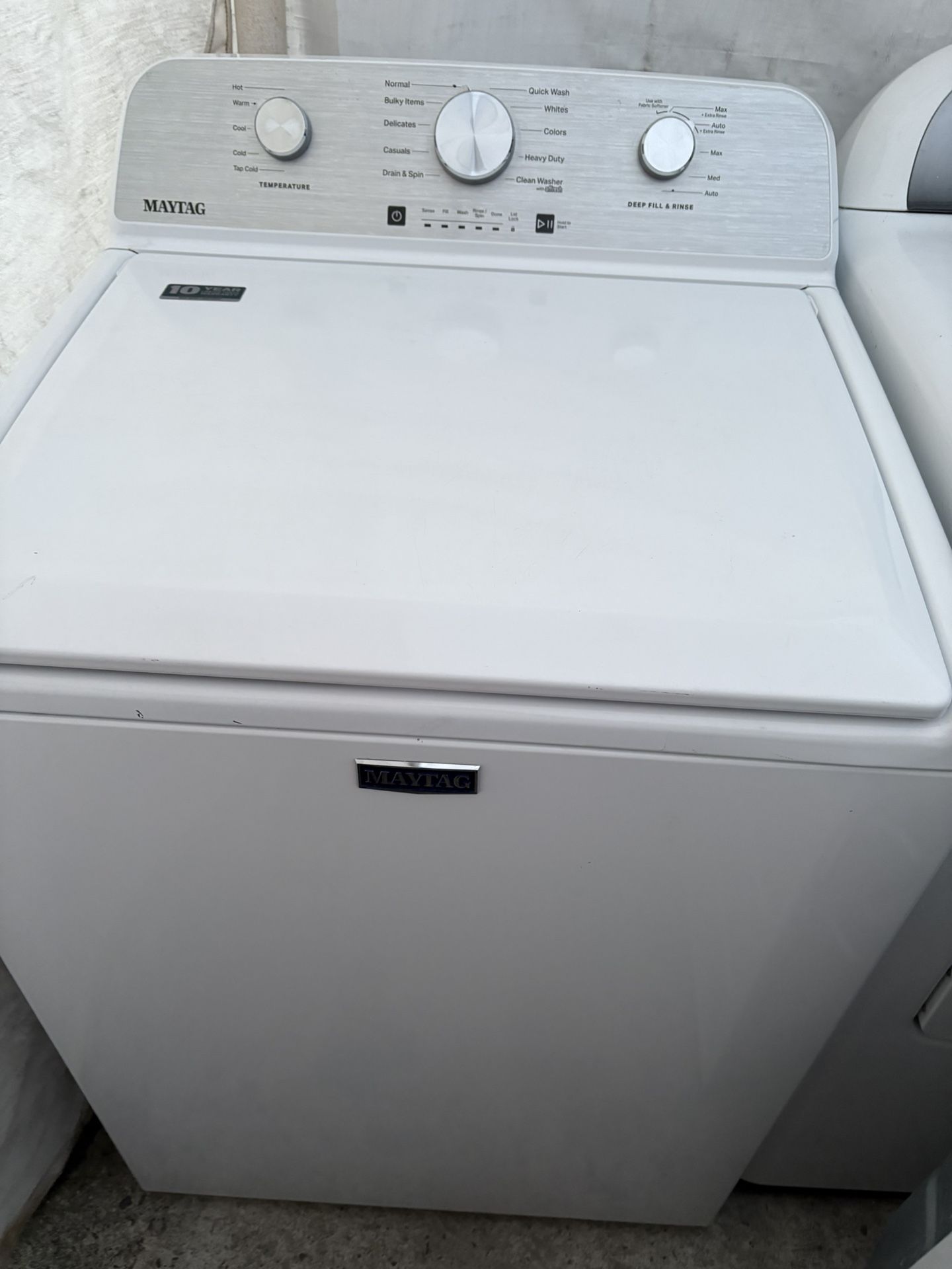 Like New Maytag HE Washer