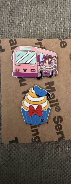 Cheshire Cat Bus & Donald Cupcake Hidden Disney Pins