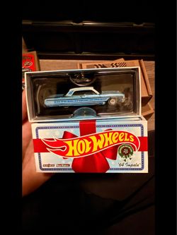 Hot wheels RLC 64 impala. Holiday snowman