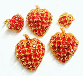 Vintage red rhinestone strawberry pin brooch and earrings set