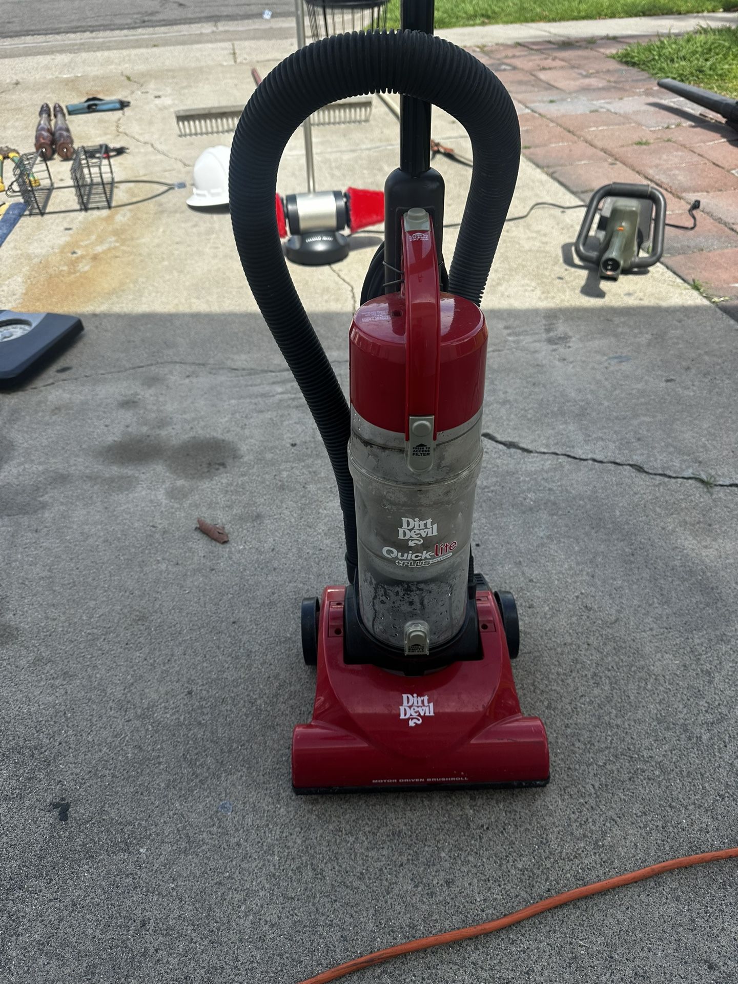 Vacuum $20