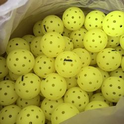 Box of 100 NEW Franklin X-40 Pickleball Outdoor Ball Optic Yellow  USAPA Approved