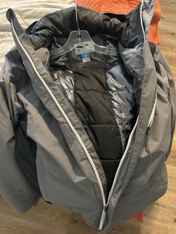 Columbia Snow and Rain Jacket Men’s Small