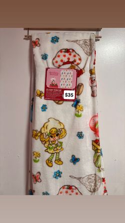 strawberry shortcake and friends blanket☁️❕