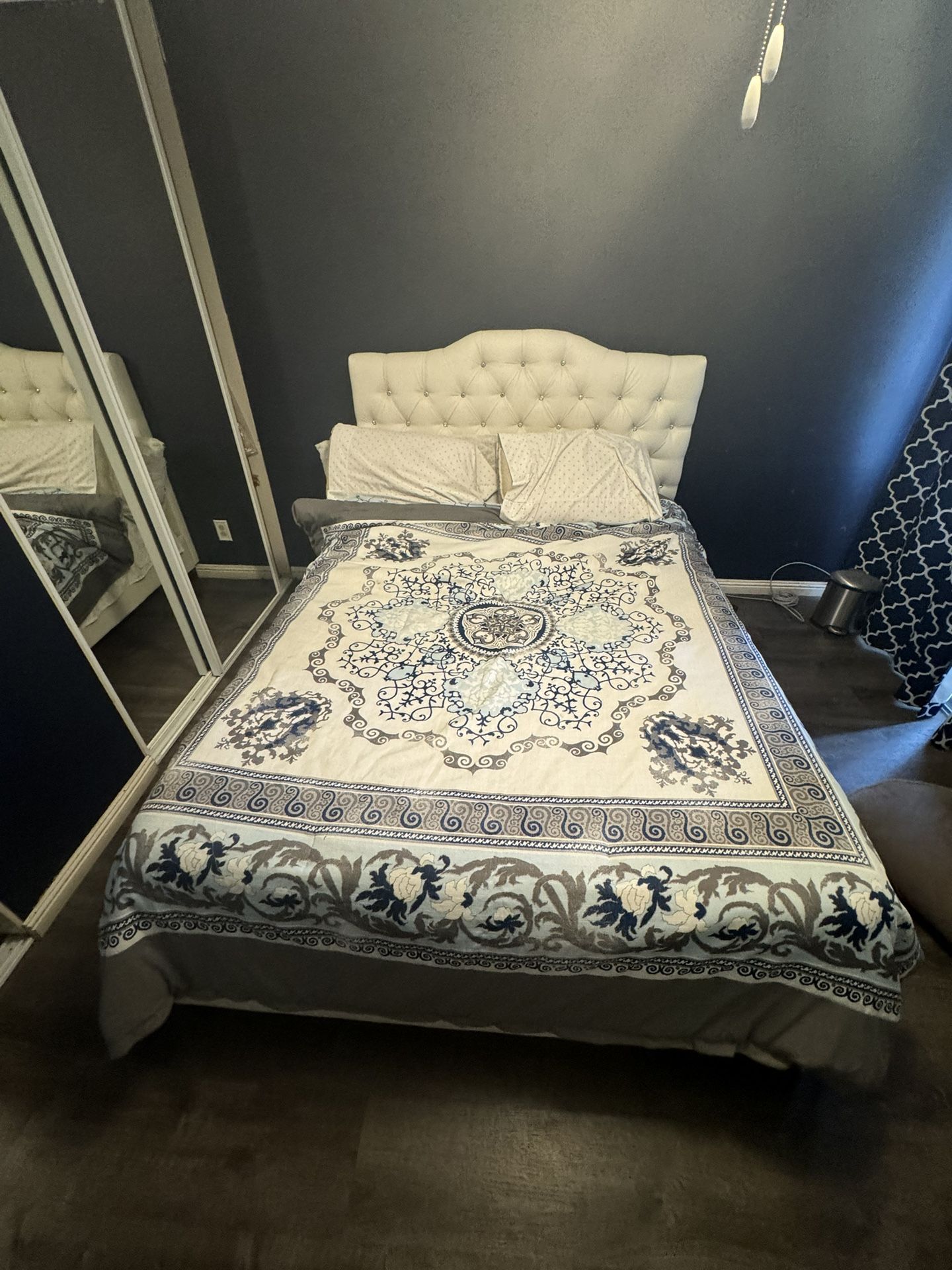 Bedroom Set