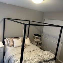 canopy bed frame 