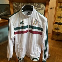 Suéter Adidas de la selección Mexicana