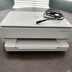 HP Envy 6055e Wireless Printer – Like New