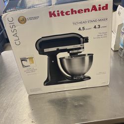 KitchenAid Classic Tilt-head Stand Mixer 