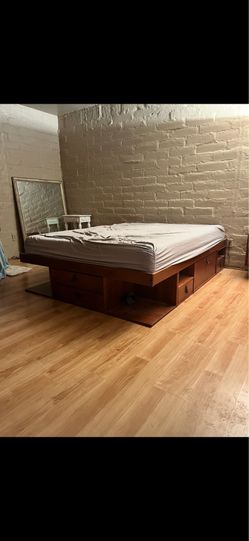 Cherrywood queen size bedframe