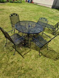 Full 6-Piece Patio Dining & Poolside Estate Set with cushions