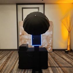 BLACK PHOTO BOOTH FOR SALE