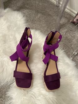 Sandals Sz 8