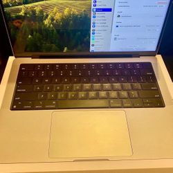 MacBook Pro With Apple M2 Pro Chip 2023 14.2” 