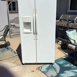 HOTPOINT  Fridge, 2 Sided