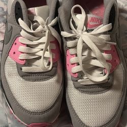 Nike Tennis Shoes - Women’s Size 9