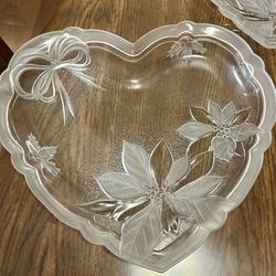 Clear Frosted Glass Christmas Holiday Heart Glassware Decorative Dishes Poinsettias Holly Bow