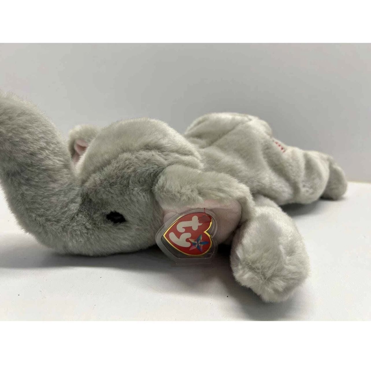 VNTG Elephant Plush Beanie Buddies "Righty" Ty Flag Buddy Tags Grey Soft NWT 14"
