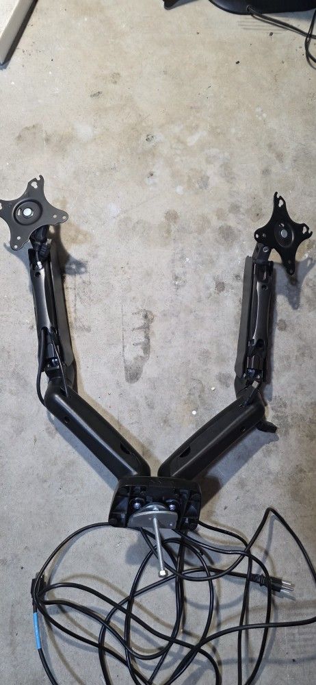 Double Monitor Desktop Arms