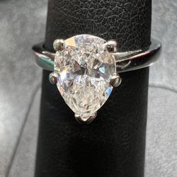 Platinum pear diamond solitaire lady’s ring