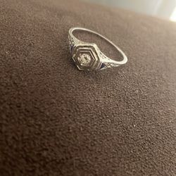 2 18k white gold rings