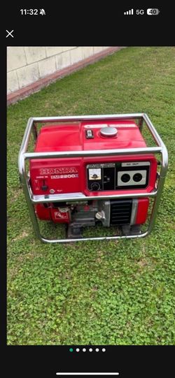HONDA GENERATOR.  2200.. Works Great. $550