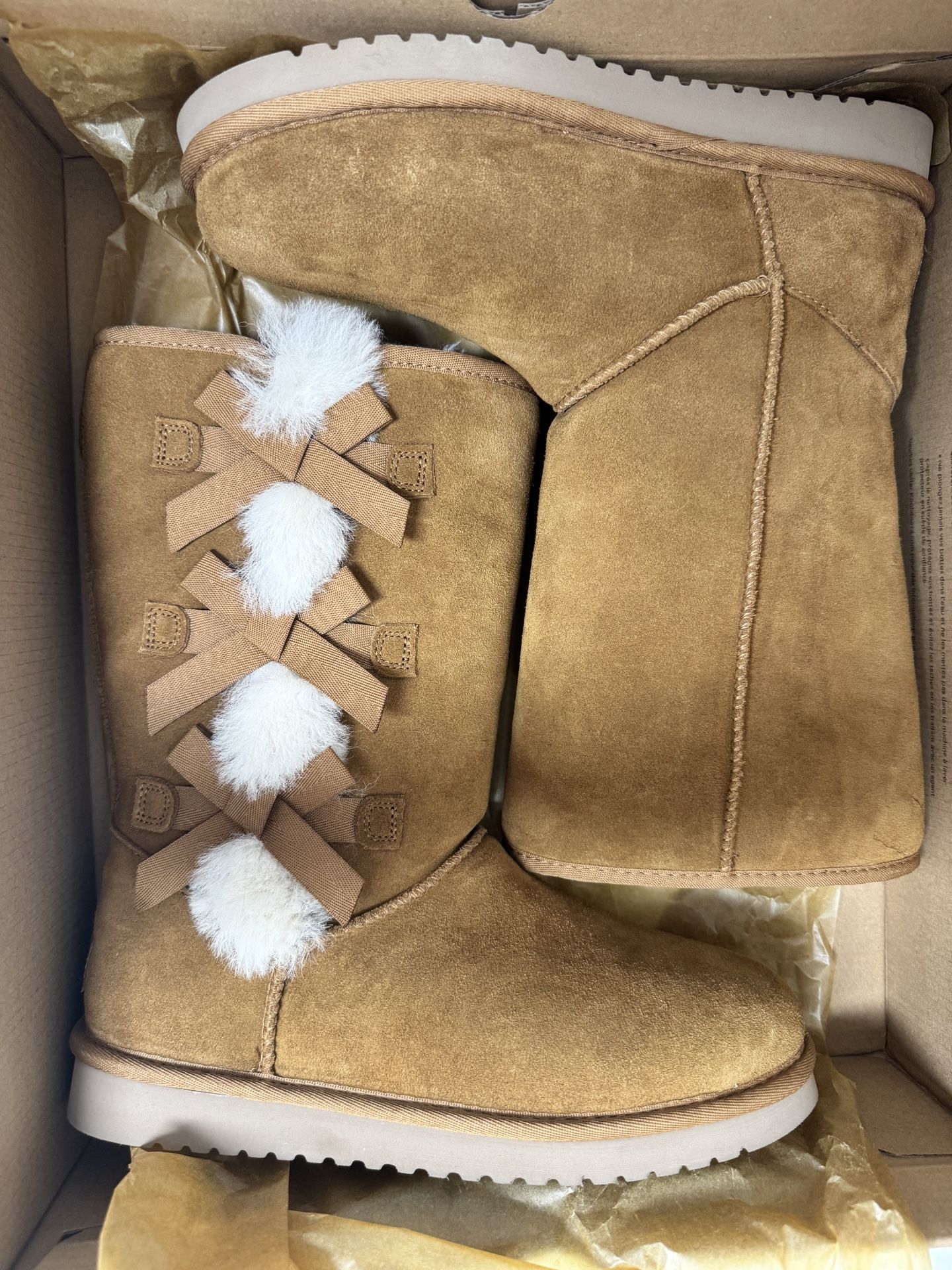 Koolaburra by UGG Women's Victoria Short Fashion Boot Size 8