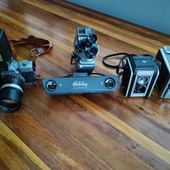 Vintage Camera Lot Mansfield Holiday Minolta Kodak Duaflex II Kodak Brownie 8mm

