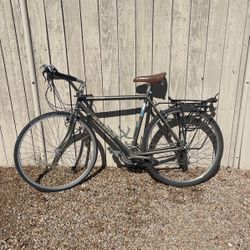 Raleigh Aluminum Frame Bike With Rack