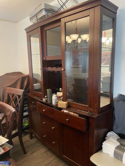 China cabinet-free pick up